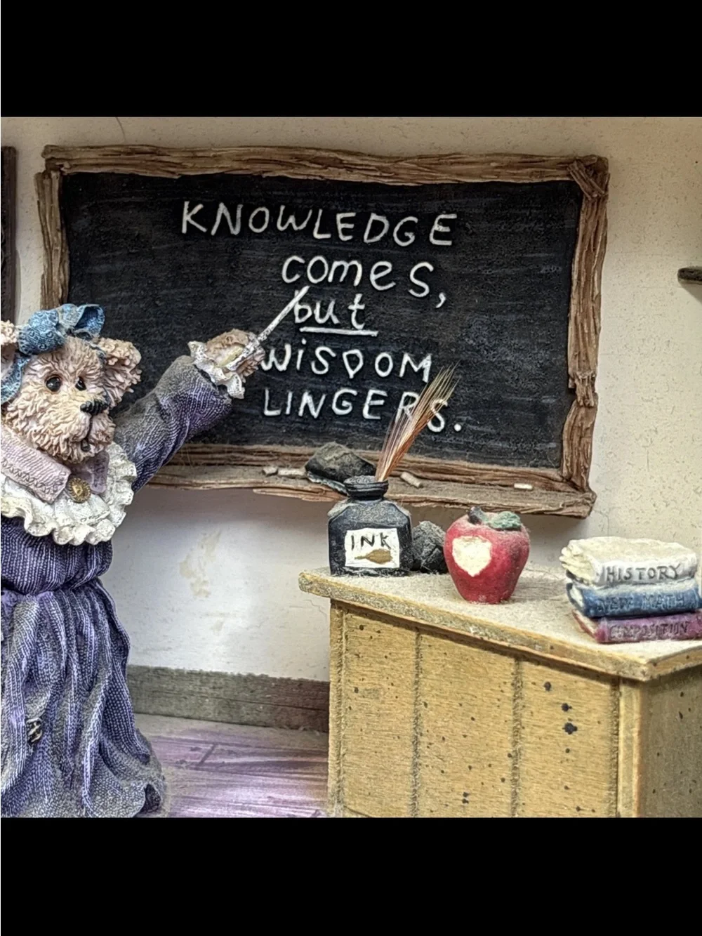 Boyds Bears Schoolhouse Shadow Box Diorama Classroom Teacher Bearstone Vintage
